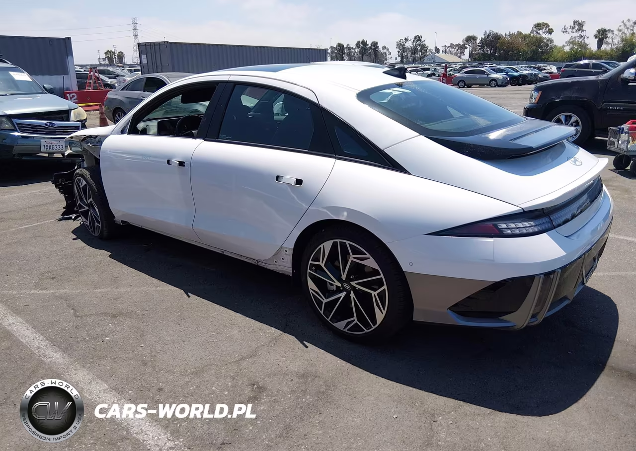 2024 Hyundai Ioniq 6 Limited VIN:KMHM54AA7RA061740 - 3