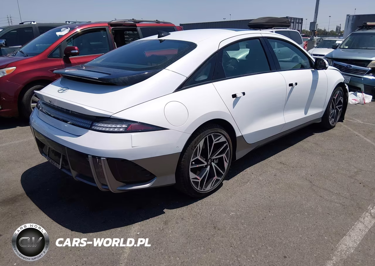 2024 Hyundai Ioniq 6 Limited VIN:KMHM54AA7RA061740 - 4