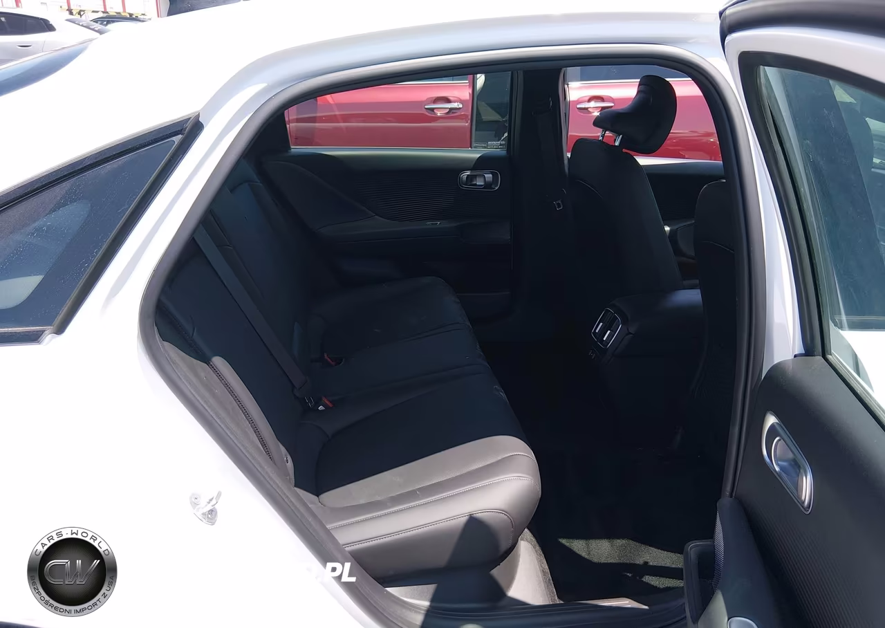 2024 Hyundai Ioniq 6 Limited VIN:KMHM54AA7RA061740 - 8