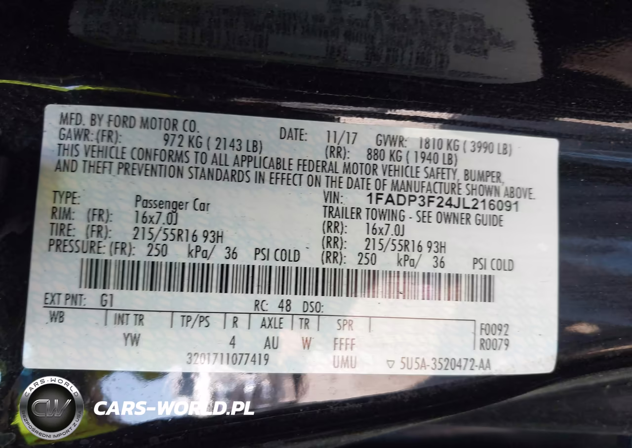 2018 Ford Focus Se VIN:1FADP3F24JL216091 - 9