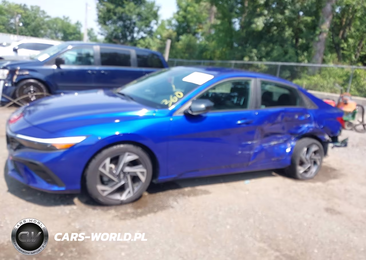 2025 Hyundai Elantra Sel Sport VIN:KMHLM4DG4SU907194 - 15