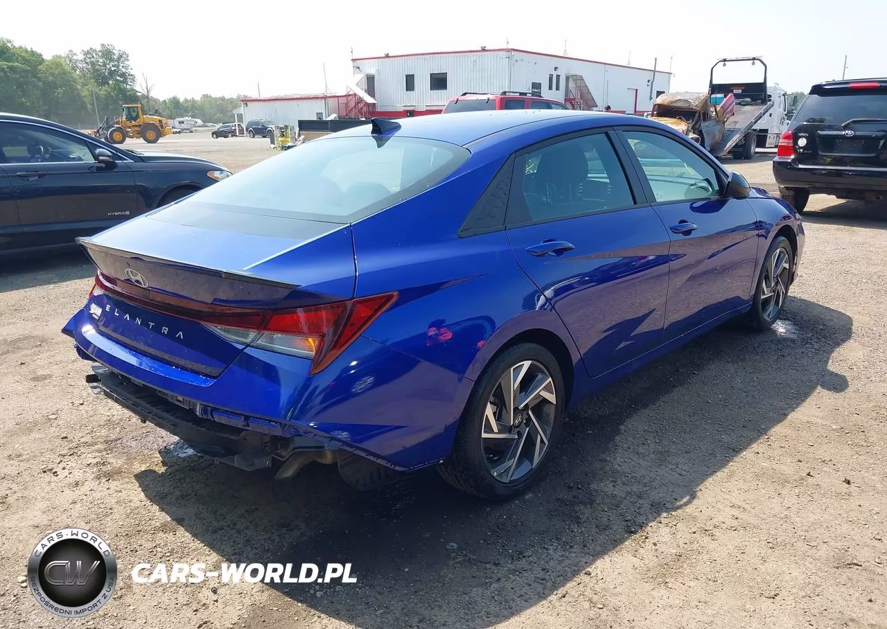 2025 Hyundai Elantra Sel Sport VIN:KMHLM4DG4SU907194 - 4