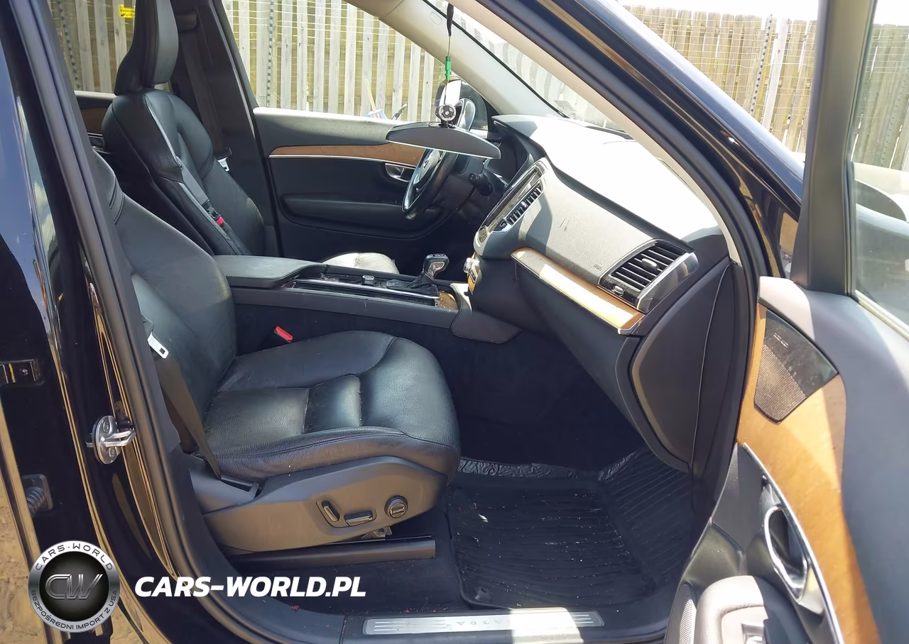 2022 Volvo Xc90 T6 Momentum 7 Passenger VIN:YV4A22PK0N1843020 - 5