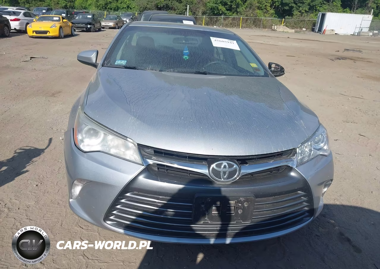 2016 Toyota Camry Le VIN:4T4BF1FK0GR583549 - 12