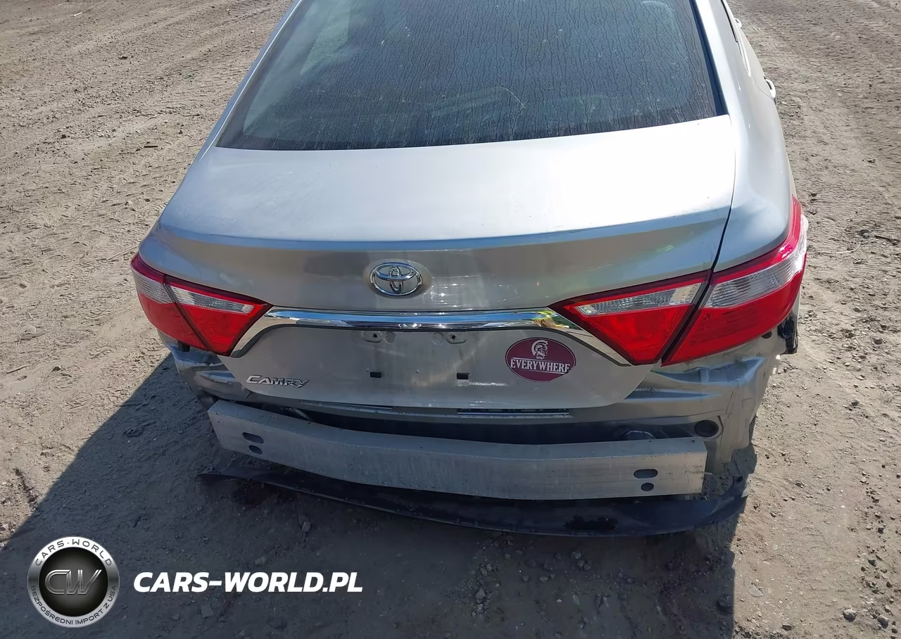 2016 Toyota Camry Le VIN:4T4BF1FK0GR583549 - 16
