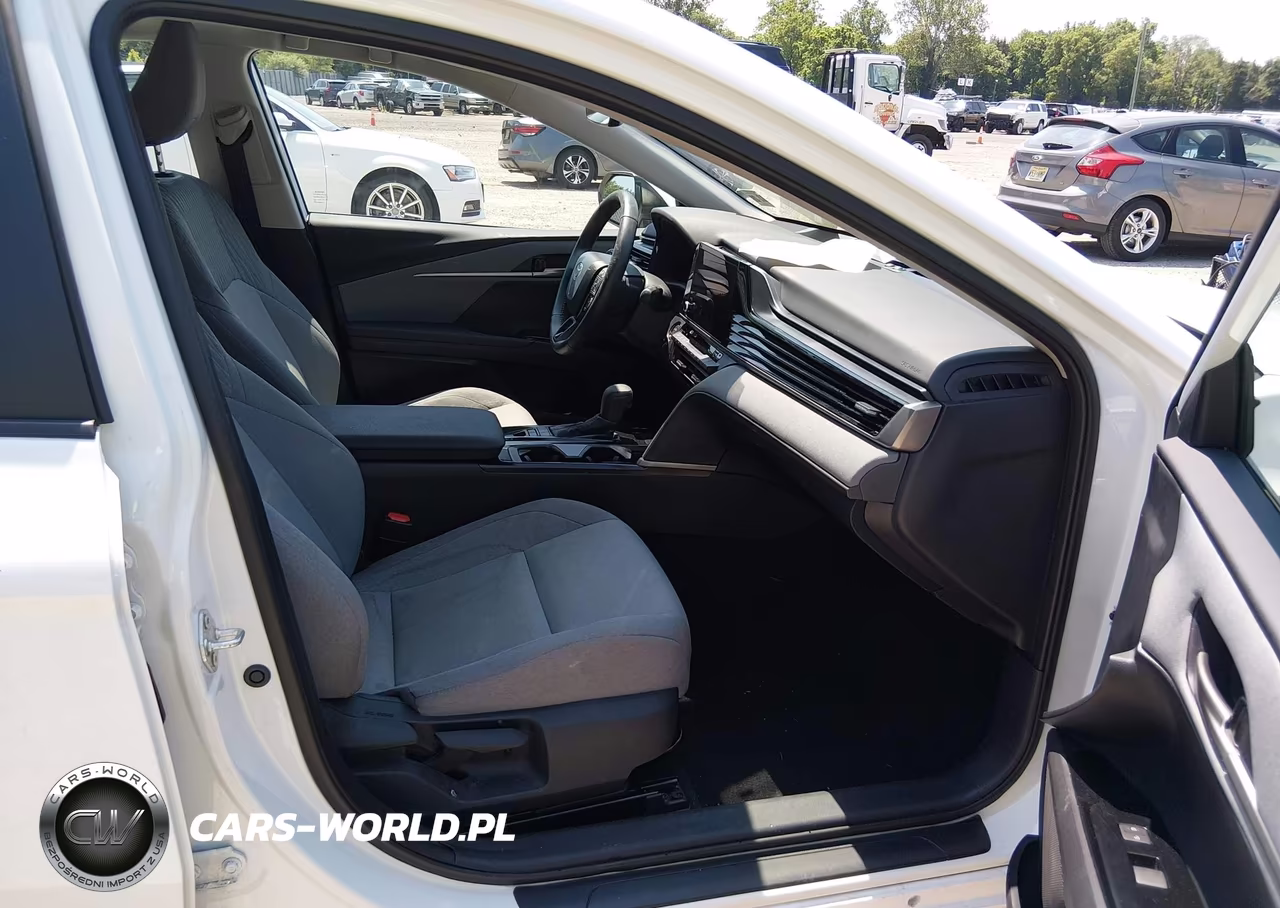 2025 Toyota Camry Le VIN:4T1DBADK6SU015350 - 5
