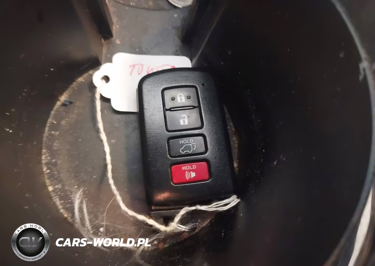 2019 Toyota Highlander Limited VIN:5TDYZRFH9KS290183 - 11