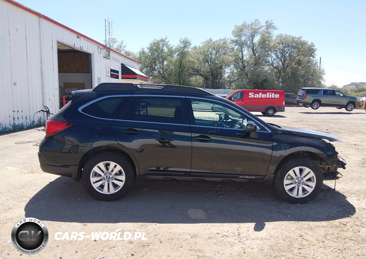 2018 Subaru Outback 2.5I Premium VIN:4S4BSAHCXJ3232107 - 14