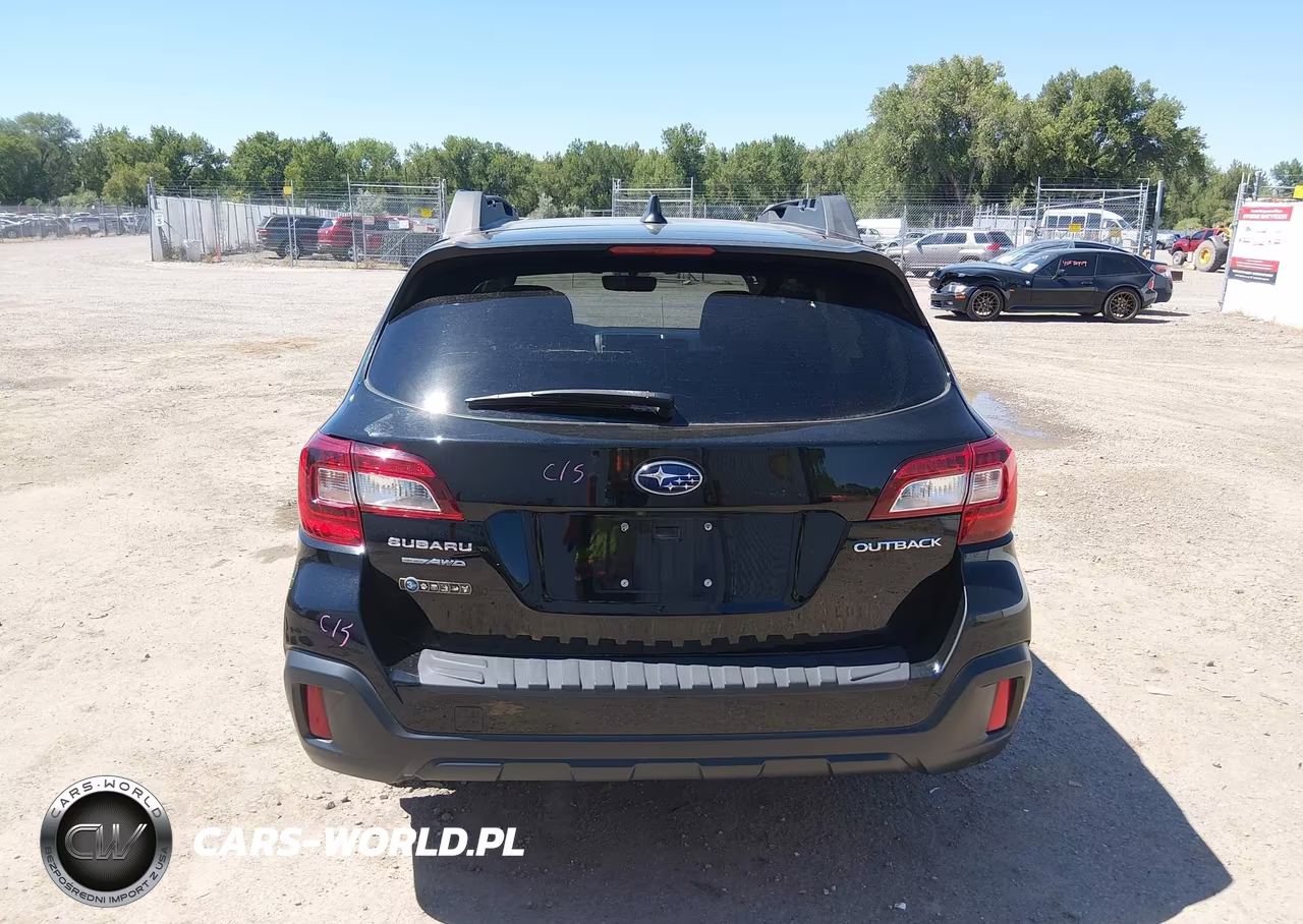 2018 Subaru Outback 2.5I Premium VIN:4S4BSAHCXJ3232107 - 17