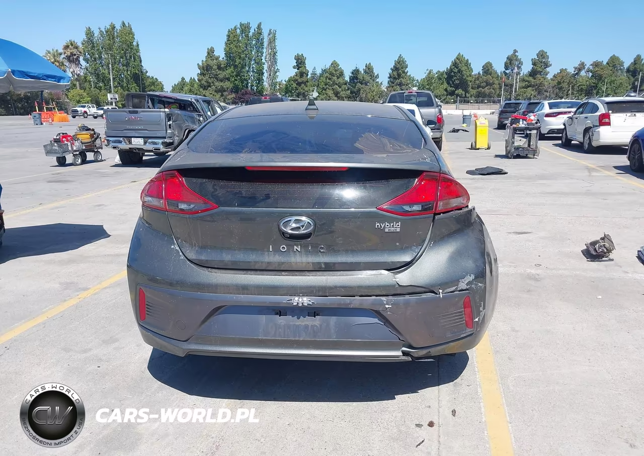 2020 Hyundai Ioniq Hybrid Blue VIN:KMHC65LC5LU227322 - 16