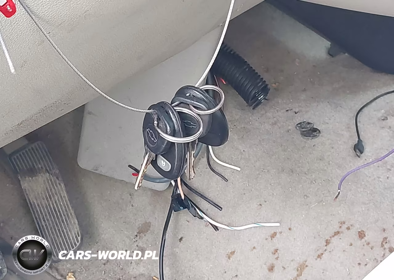 2007 Chevrolet Tahoe Ls VIN:1GNFC13CX7R296008 - 11