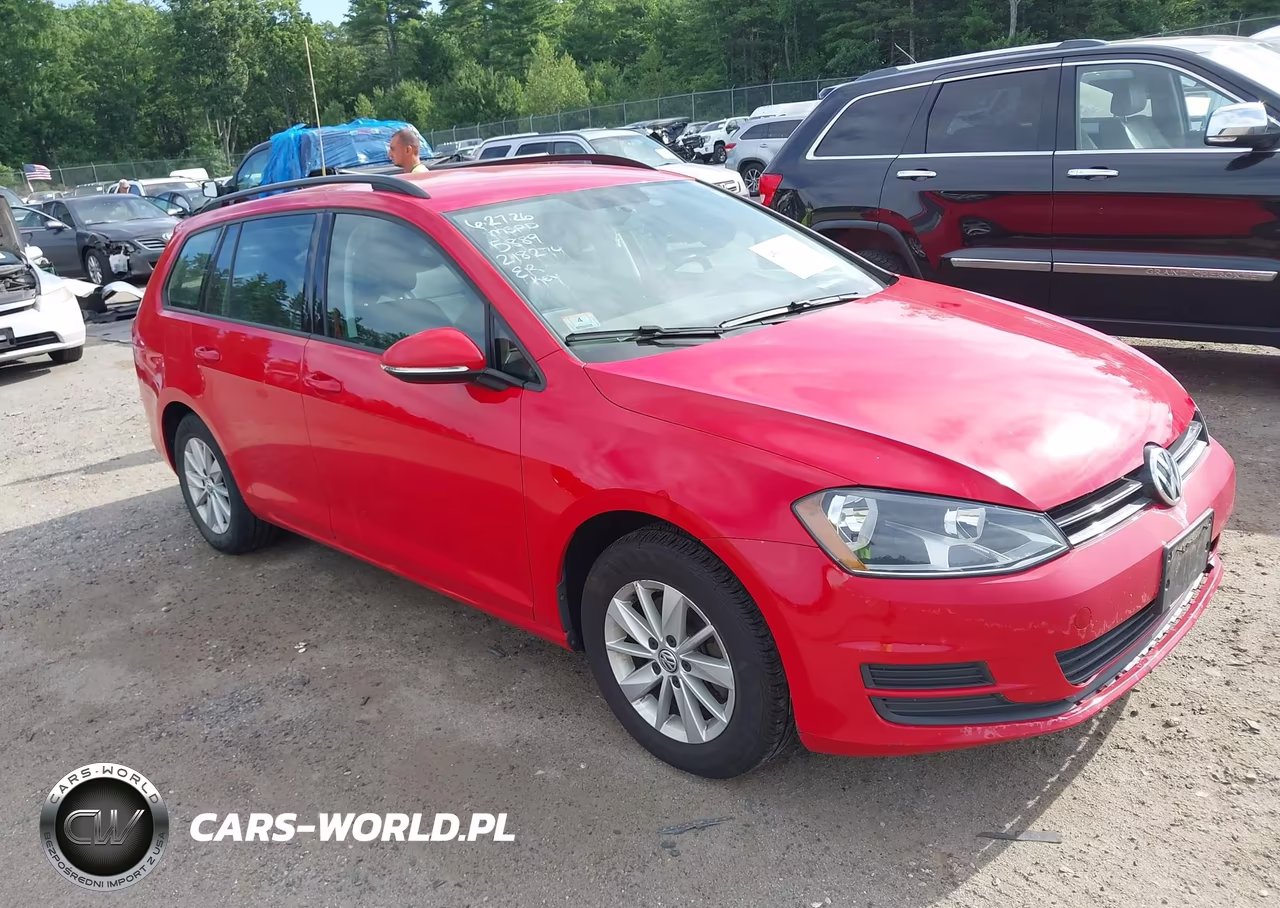 2015 Volkswagen Golf Sportwagen Tsi S 4-Door