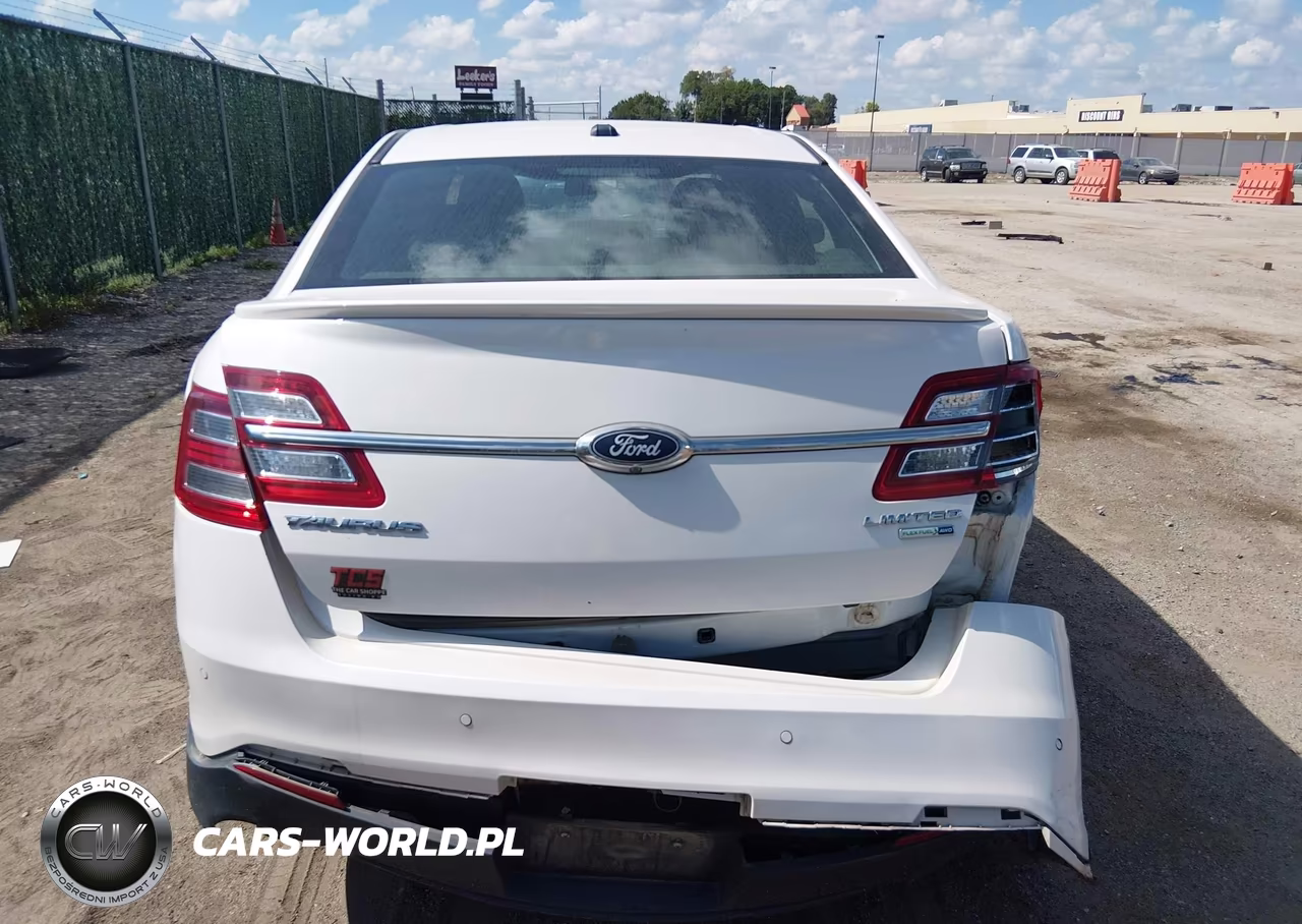 2017 Ford Taurus Limited VIN:1FAHP2J87HG131059 - 16