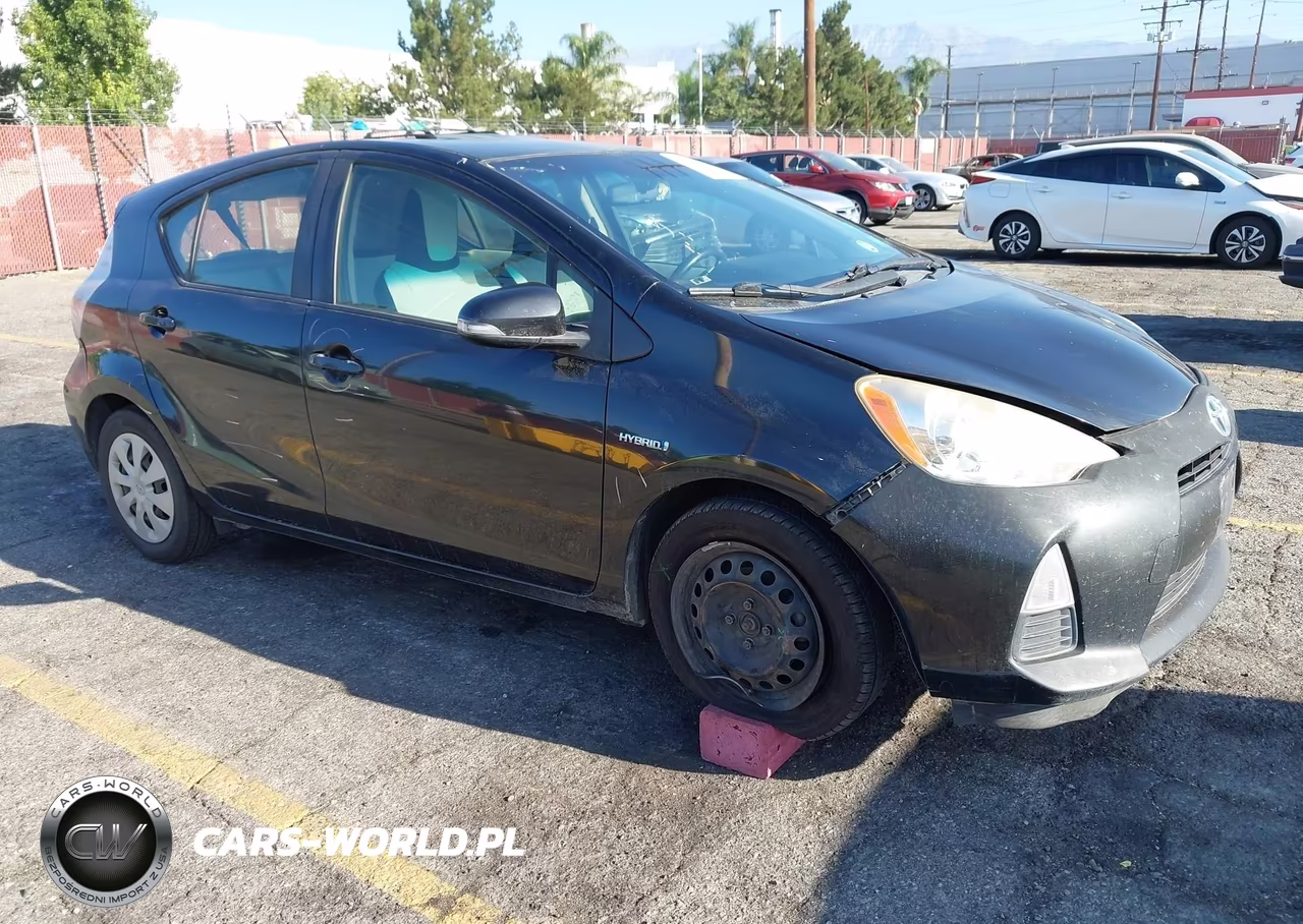 2014 Toyota Prius C One