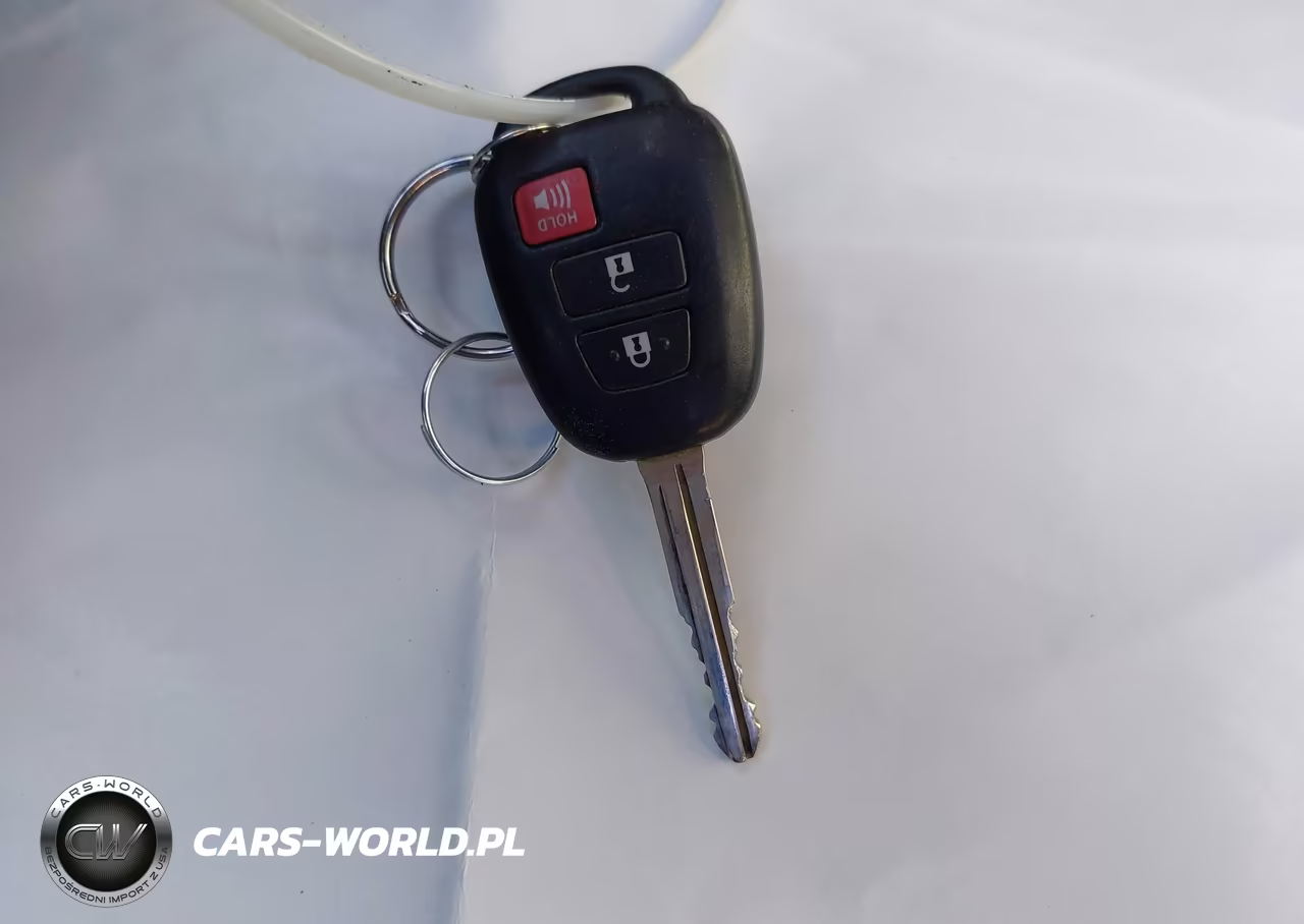 2014 Toyota Prius C One VIN:JTDKDTB39E1063735 - 11