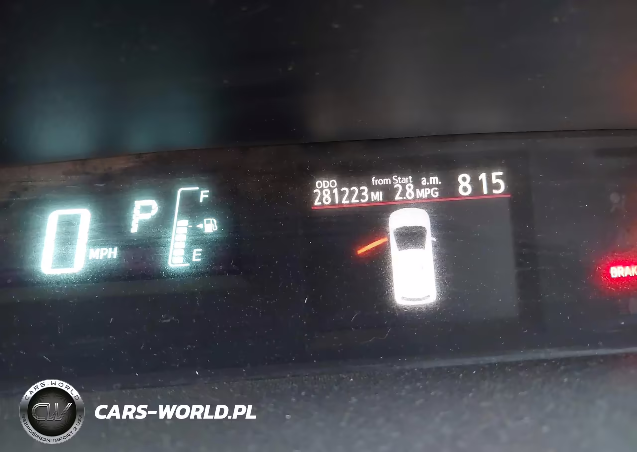2014 Toyota Prius C One VIN:JTDKDTB39E1063735 - 15