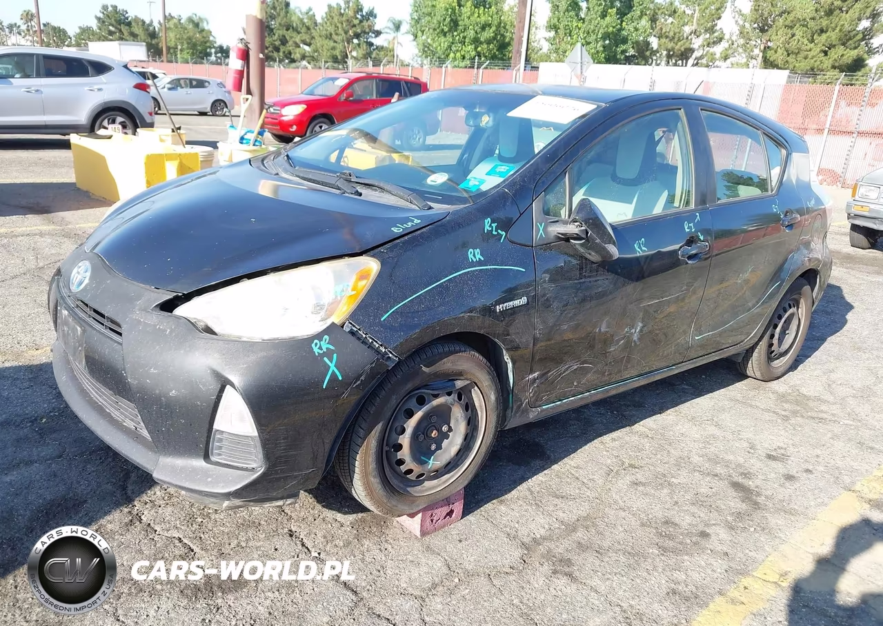 2014 Toyota Prius C One VIN:JTDKDTB39E1063735 - 2