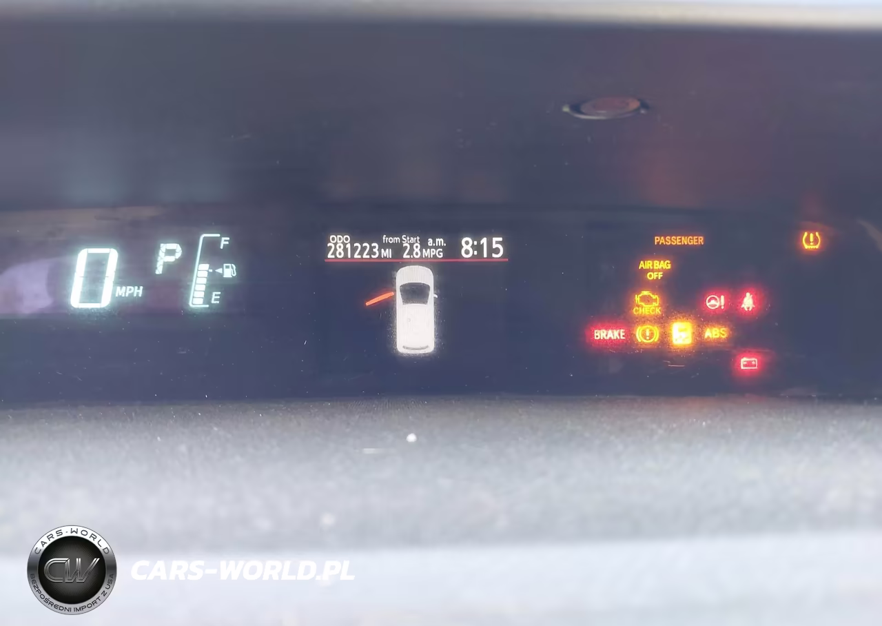 2014 Toyota Prius C One VIN:JTDKDTB39E1063735 - 7