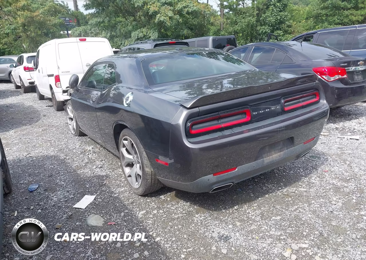 2015 Dodge Challenger Sxt Plus Or R-T VIN:2C3CDZBG7FH833660 - 3