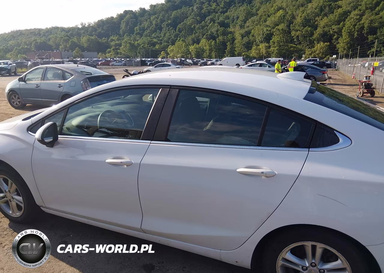 2017 Chevrolet Cruze Lt Auto VIN:1G1BE5SM9H7117532 - 15