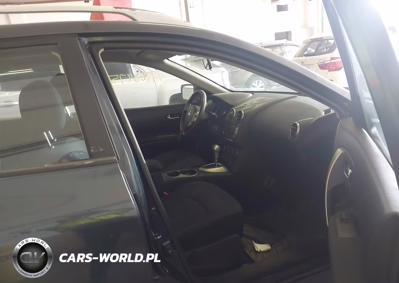 2014 Nissan Rogue Select S VIN:JN8AS5MV3EW203670 - 5