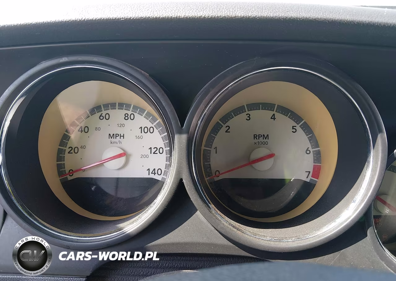 2010 Dodge Challenger Se VIN:2B3CJ4DV1AH109346 - 7