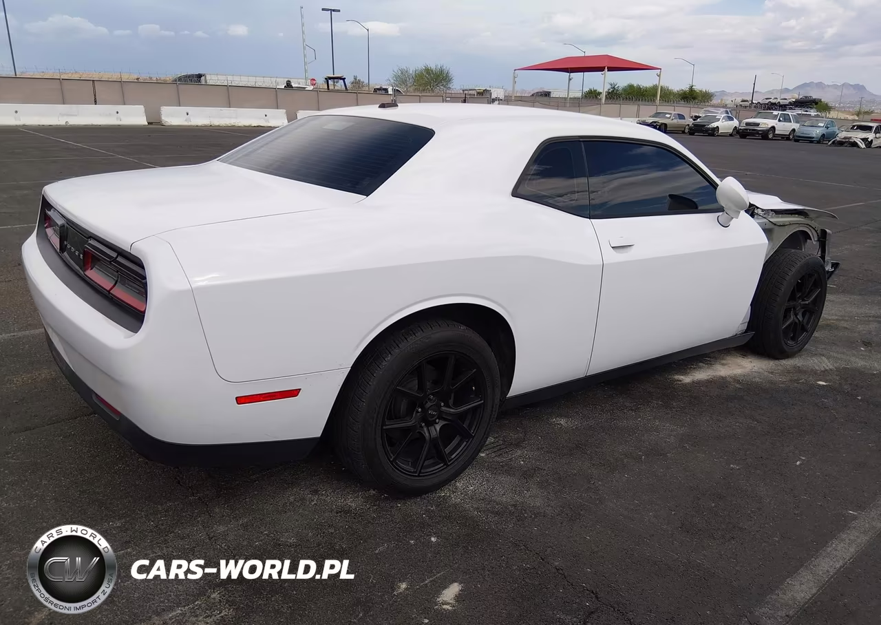 2015 Dodge Challenger Sxt VIN:2C3CDZAG3FH909800 - 4