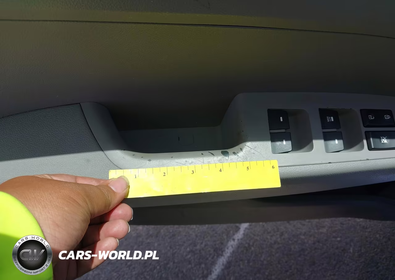 2019 Hyundai Elantra Se VIN:5NPD74LF1KH492774 - 6