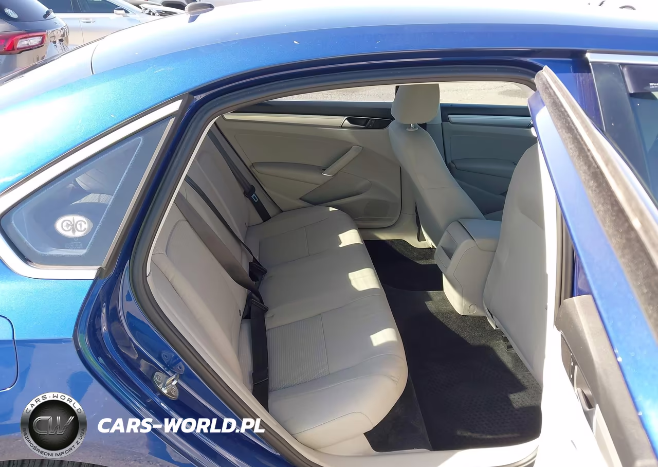 2016 Volkswagen Passat 1.8T S VIN:1VWAT7A33GC018527 - 8