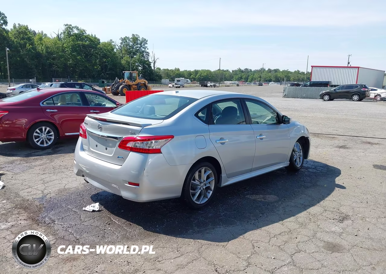 2014 Nissan Sentra Sr VIN:3N1AB7AP8EY309945 - 4