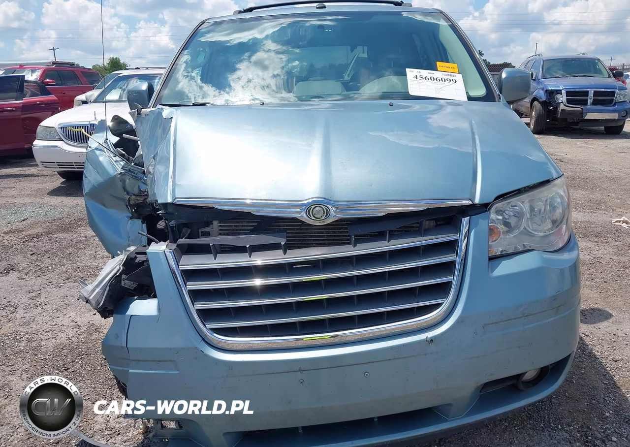 2010 Chrysler Town & Country Touring VIN:2A4RR5D11AR170690 - 12