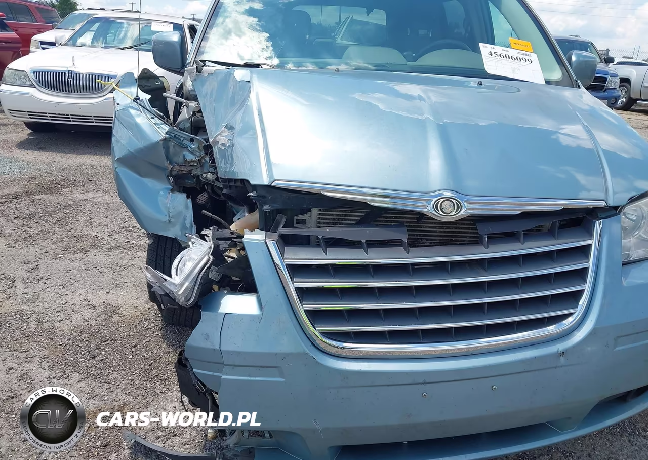 2010 Chrysler Town & Country Touring VIN:2A4RR5D11AR170690 - 6