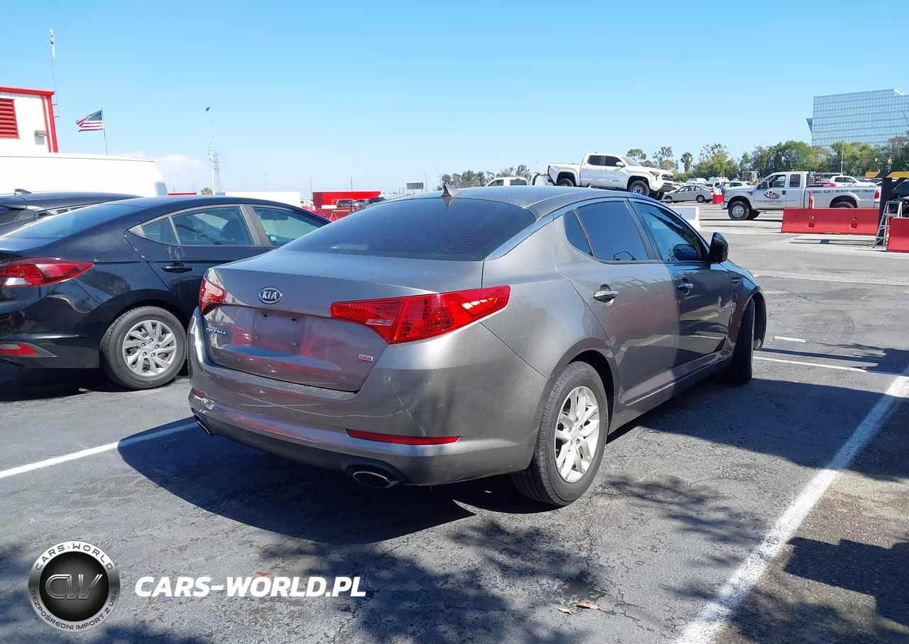 2012 Kia Optima Lx VIN:5XXGM4A72CG068504 - 4