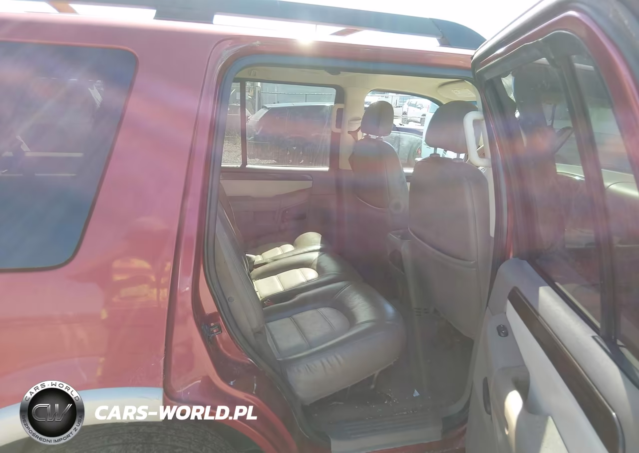 2005 Ford Explorer Eddie Bauer VIN:1FMZU74W95ZA60571 - 8