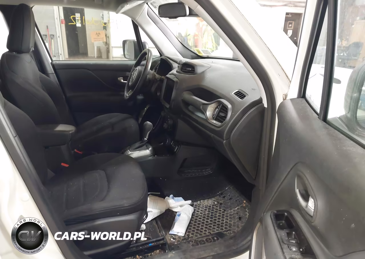 2022 Jeep Renegade Latitude 4X4 VIN:ZACNJDB15NPN57520 - 5