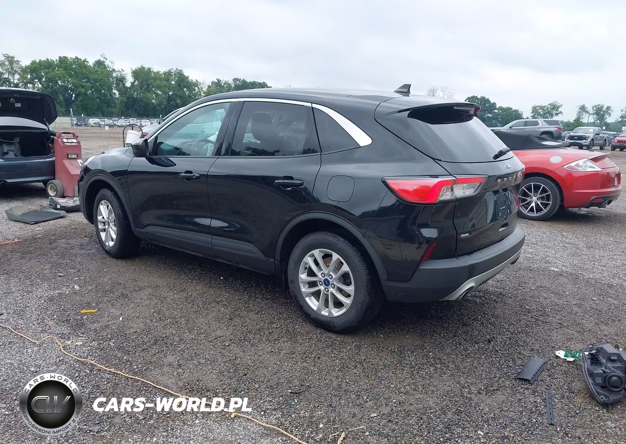 2020 Ford Escape Se VIN:1FMCU0G68LUC64779 - 3