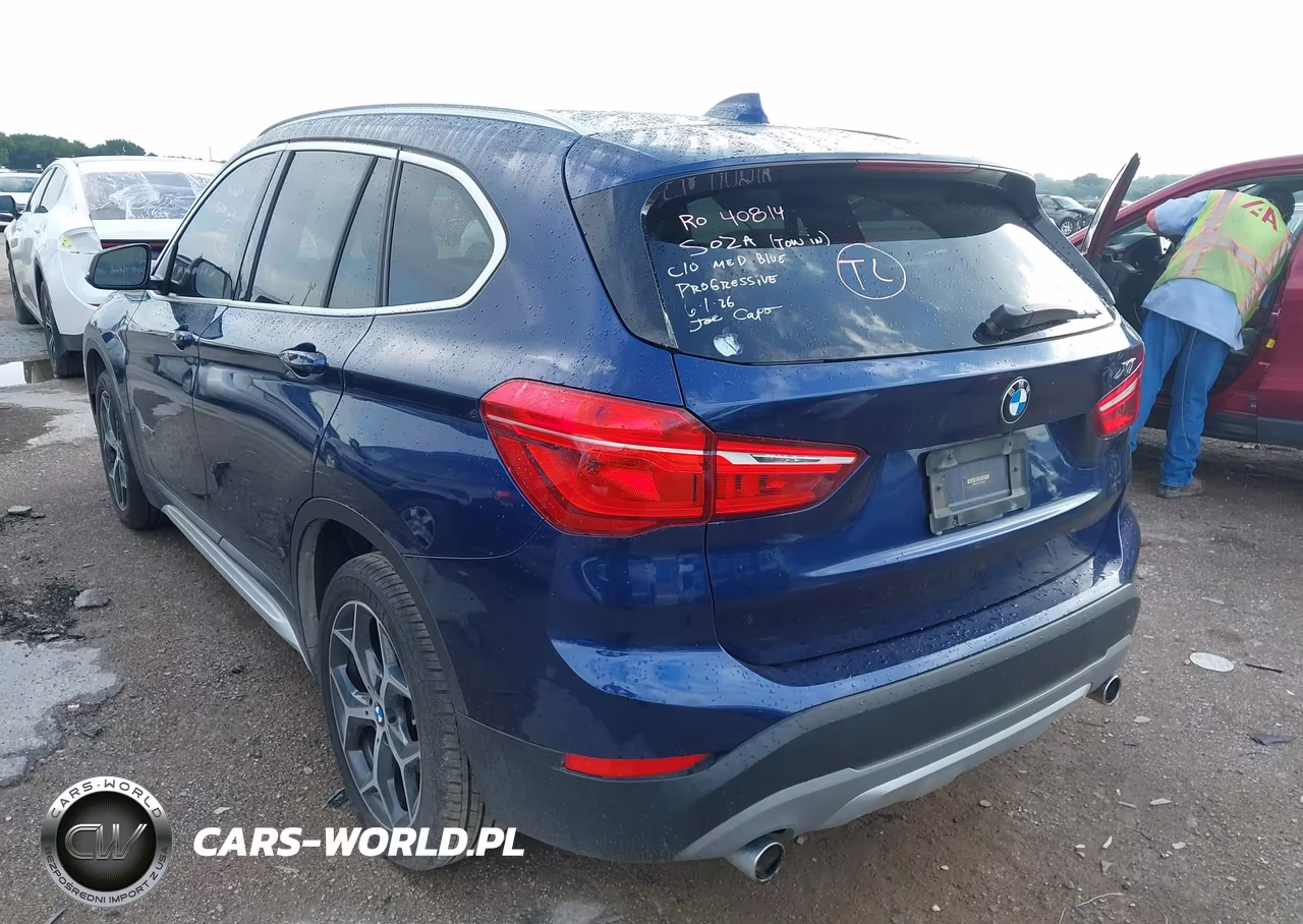 2018 BMW X1 Sdrive28I VIN:WBXHU7C37J5L05394 - 3