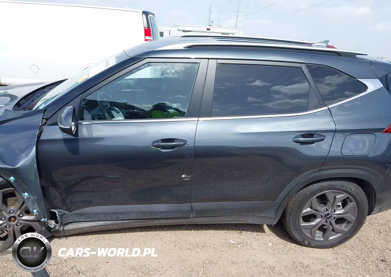 2024 Kia Seltos S VIN:KNDEU2AA3R7624263 - 15