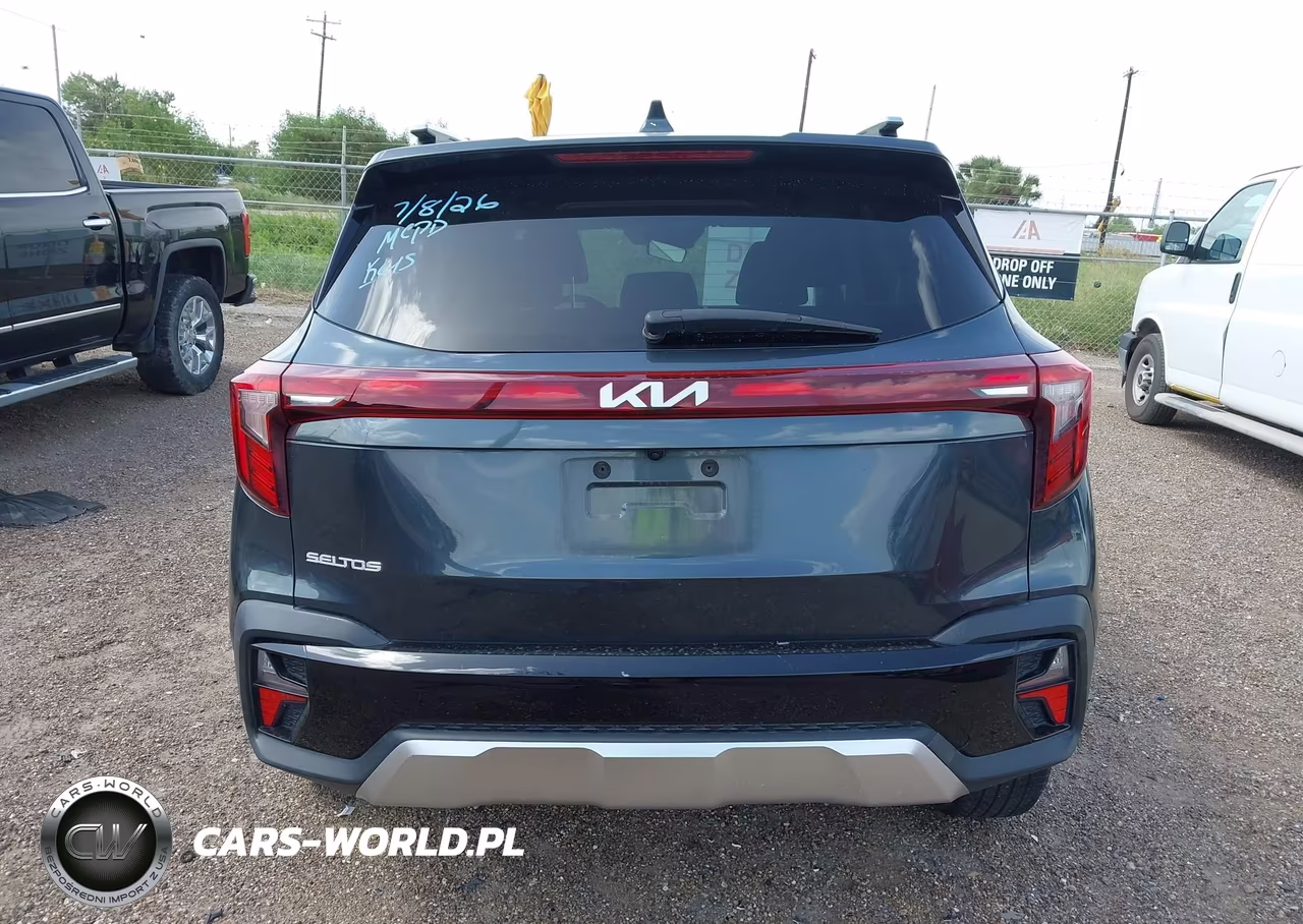 2024 Kia Seltos S VIN:KNDEU2AA3R7624263 - 17