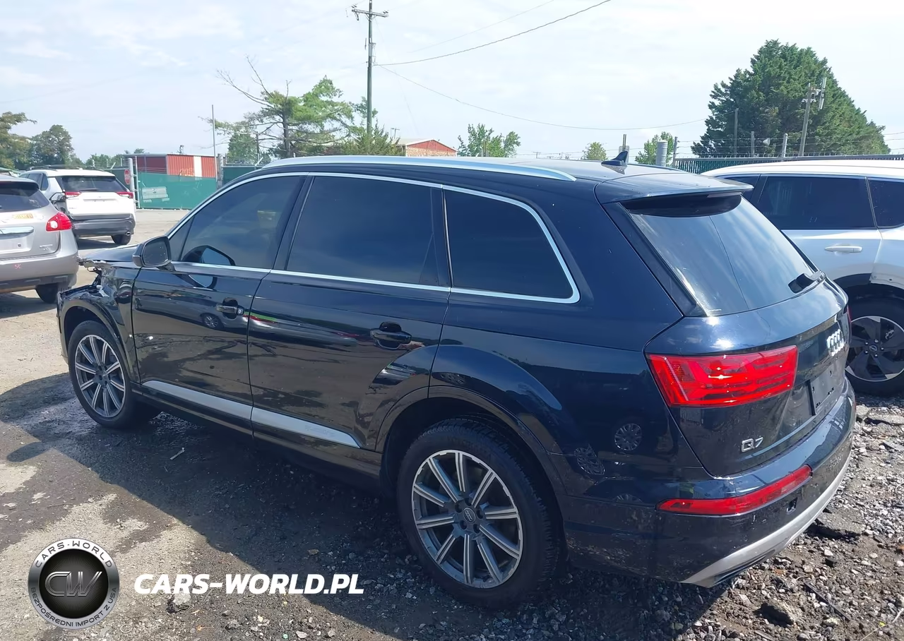 2018 Audi Q7 2.0T Premium VIN:WA1LHAF73JD001955 - 3