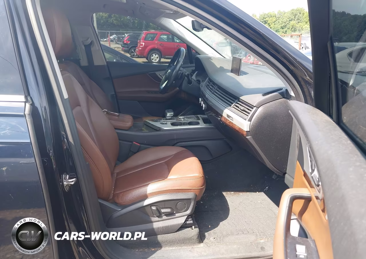 2018 Audi Q7 2.0T Premium VIN:WA1LHAF73JD001955 - 5