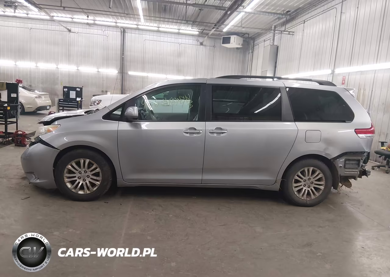 2013 Toyota Sienna Xle V6 8 Passenger VIN:5TDYK3DC3DS310911 - 15