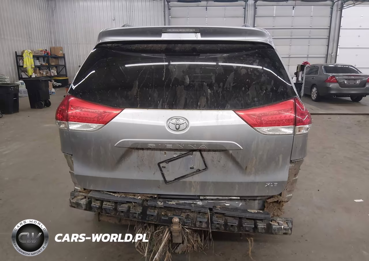 2013 Toyota Sienna Xle V6 8 Passenger VIN:5TDYK3DC3DS310911 - 17