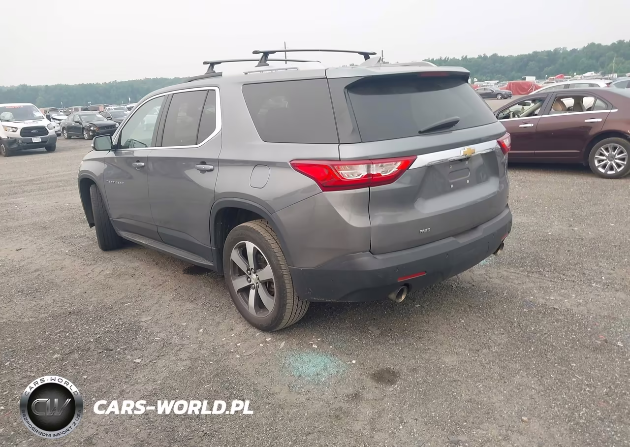 2018 Chevrolet Traverse Lt Leather VIN:1GNEVHKW0JJ244872 - 3