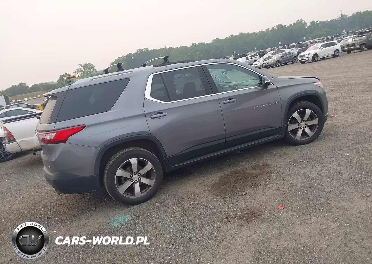 2018 Chevrolet Traverse Lt Leather VIN:1GNEVHKW0JJ244872 - 4