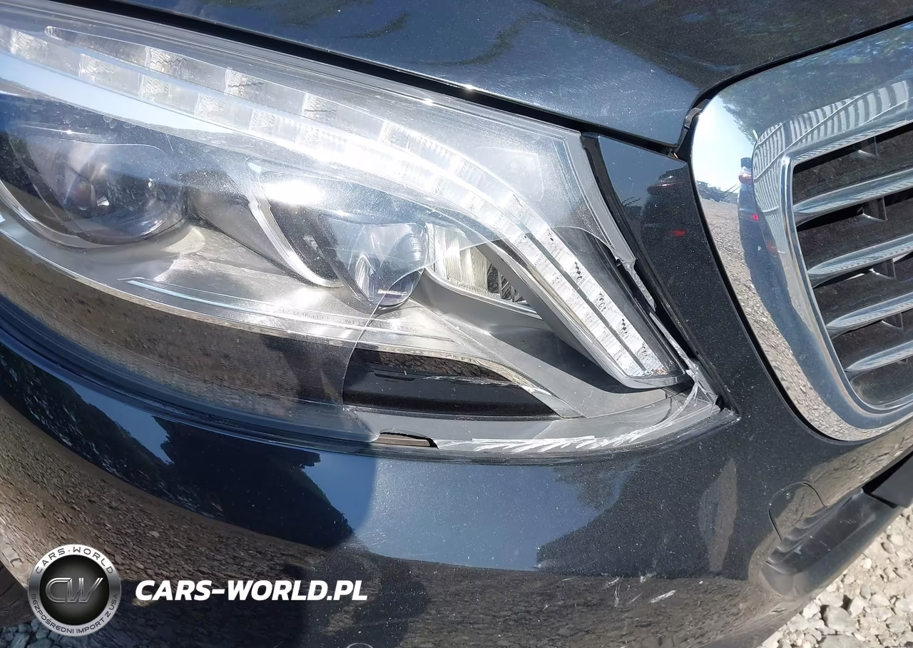 2015 Mercedes-Benz S 550 4Matic VIN:WDDUG8FB6FA112797 - 6