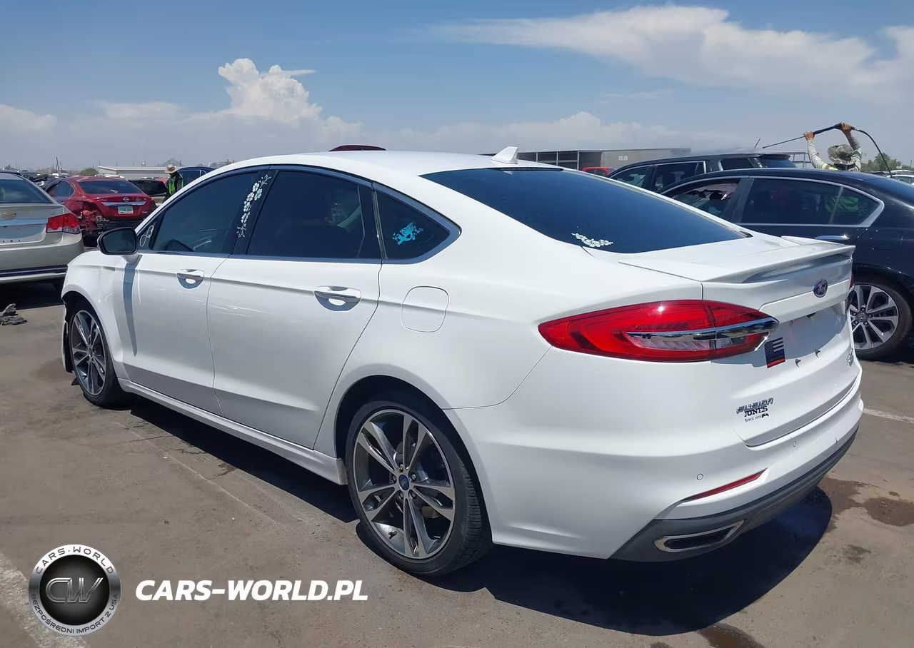 2019 Ford Fusion Titanium VIN:3FA6P0K90KR104238 - 3