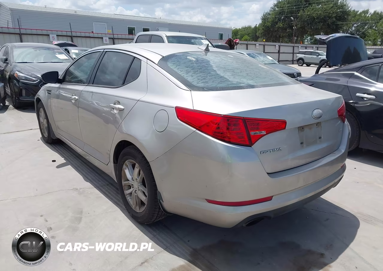 2013 Kia Optima Lx VIN:KNAGM4A7XD5376149 - 3