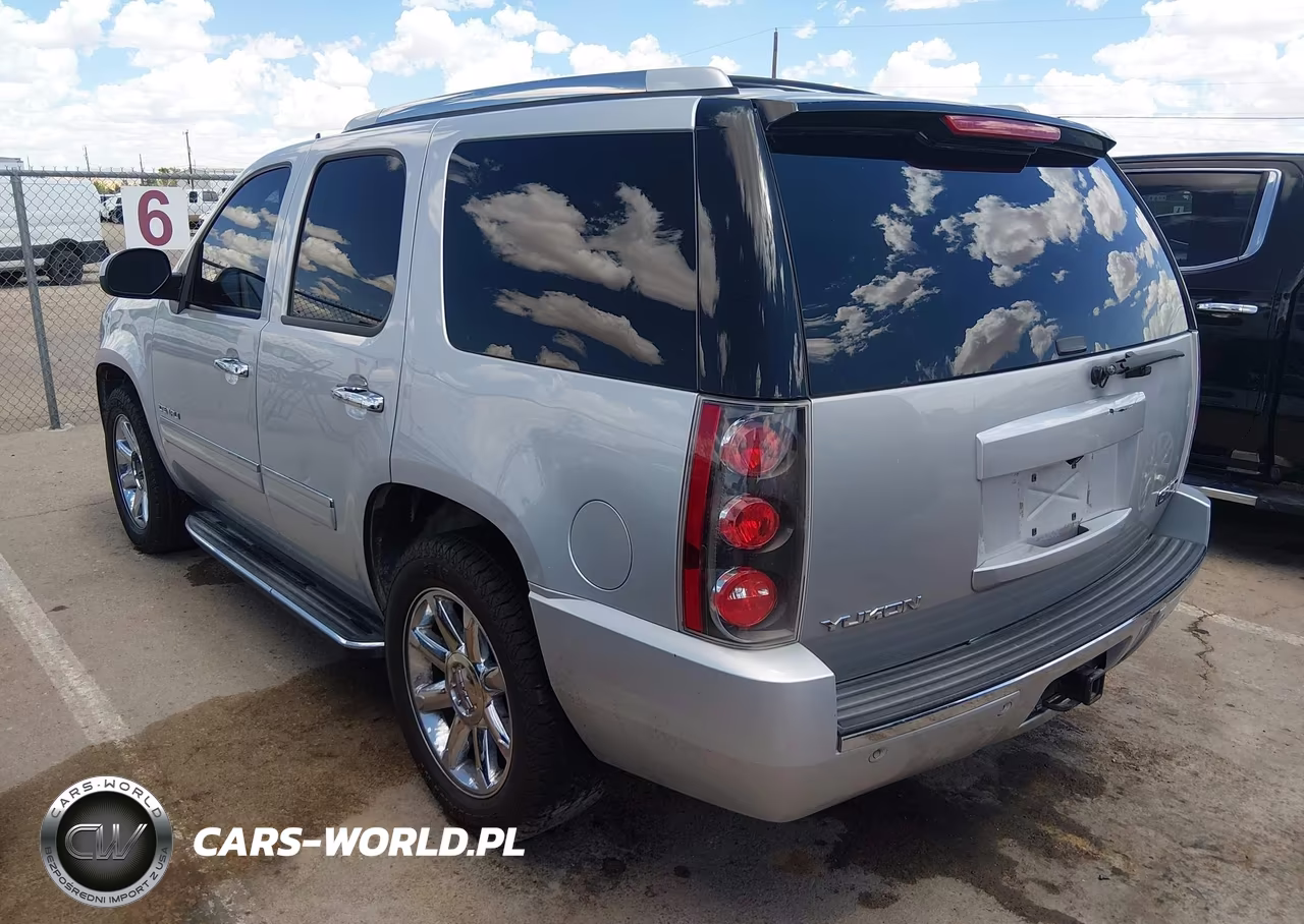 2014 GMC Yukon Denali VIN:1GKS1EEF4ER141001 - 3