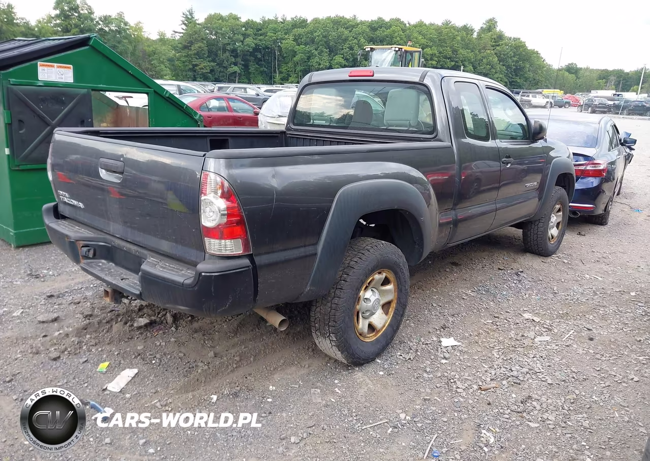 2010 Toyota Tacoma VIN:5TEUX4EN4AZ743853 - 4